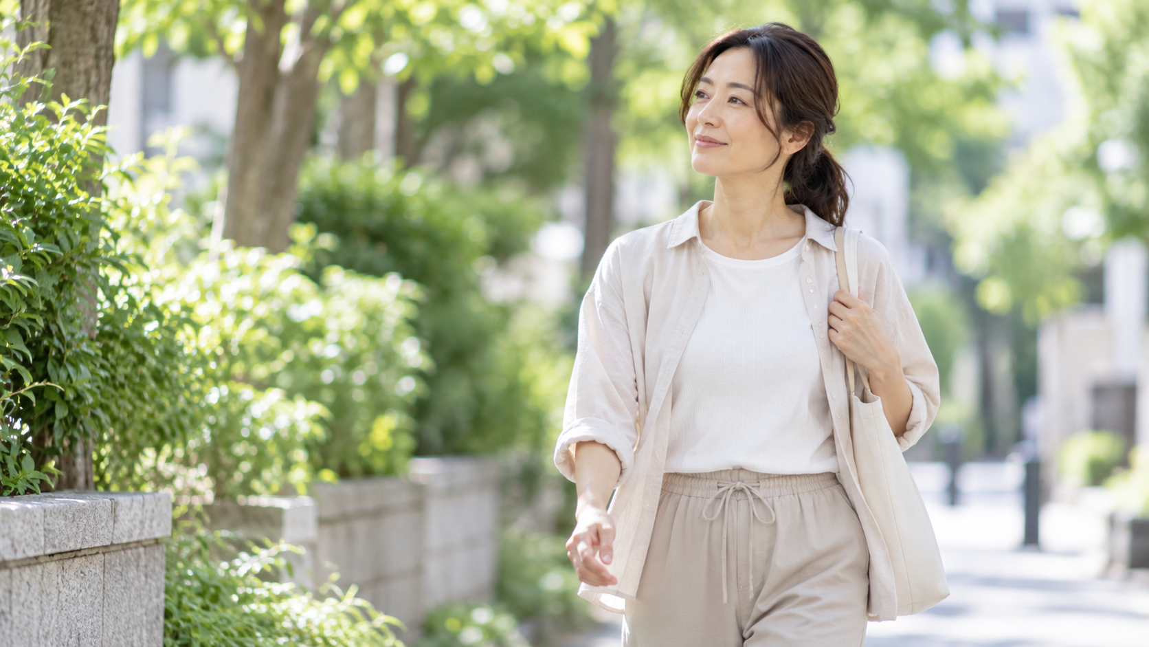 運動不足と肩こりは関係する?まず増やしたい日常の動き